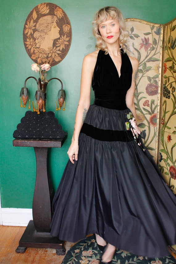 1930s Black Halter Velvet & Taffeta Gown with 3D … - image 2