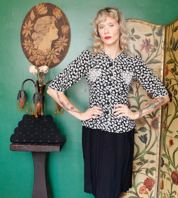 1940s Rayon Hats Off Blouse - image 2