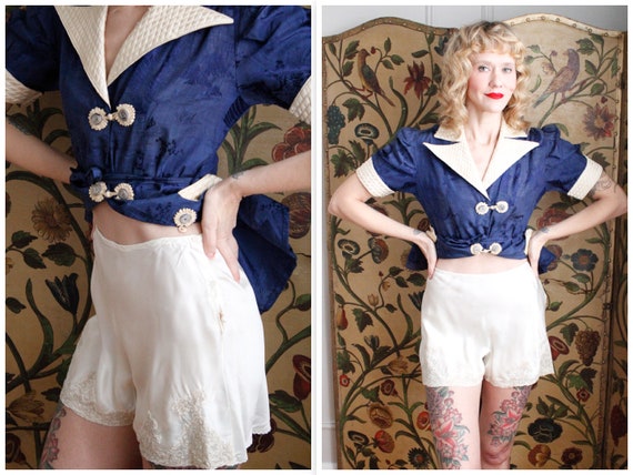 1930s Tap Shorts // Ceilita Silk Tap Shorts // vin