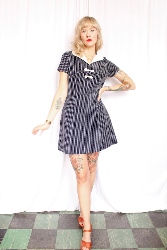 Medium 1960s Mini Dress Red Wool Mod Shift Dress Orph… - Gem
