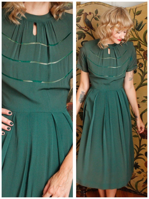 1940s Dress // June Patton Green Rayon Dress // vi