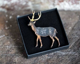 Woodland Deer Pin/Brooch