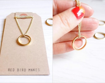 Minimalist Geometric Circle Necklace