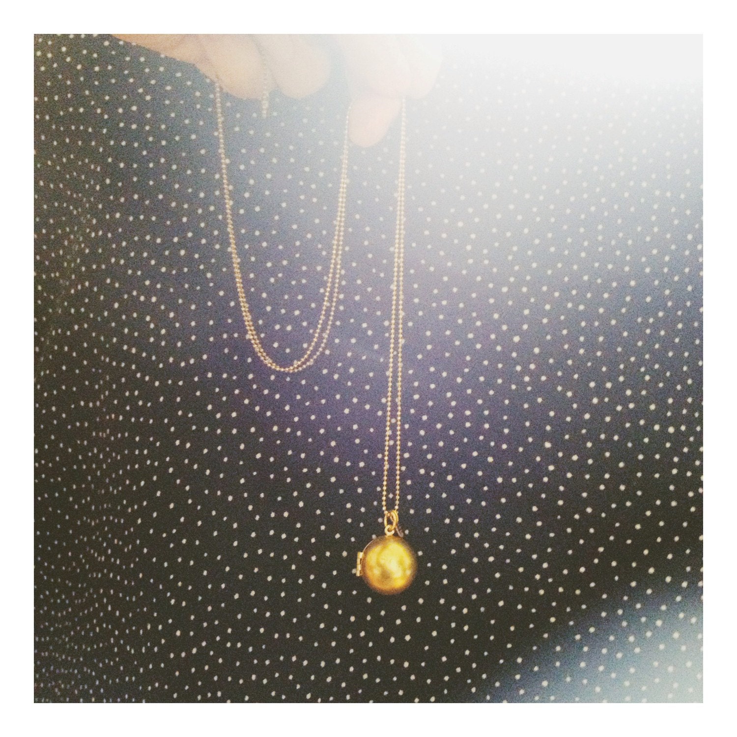 ★VINTAGE HOLLYWOOD★送料込★ Round Ball Lock Long Necklace Photo Round Locket Necklace, Vintage Sphere Ball Locket
