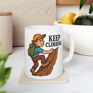 Abenteuer Becher, Wandern Kaffeetasse, Geschenk für Outdoor-Enthusiasten, Klettern Keramikbecher, Naturliebhaber Trinkgefäß