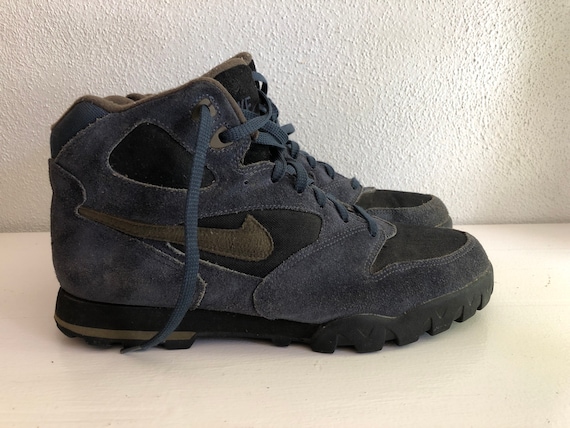 Vintage 1990's Nike Air Hiking Boots | Size 10.5 M
