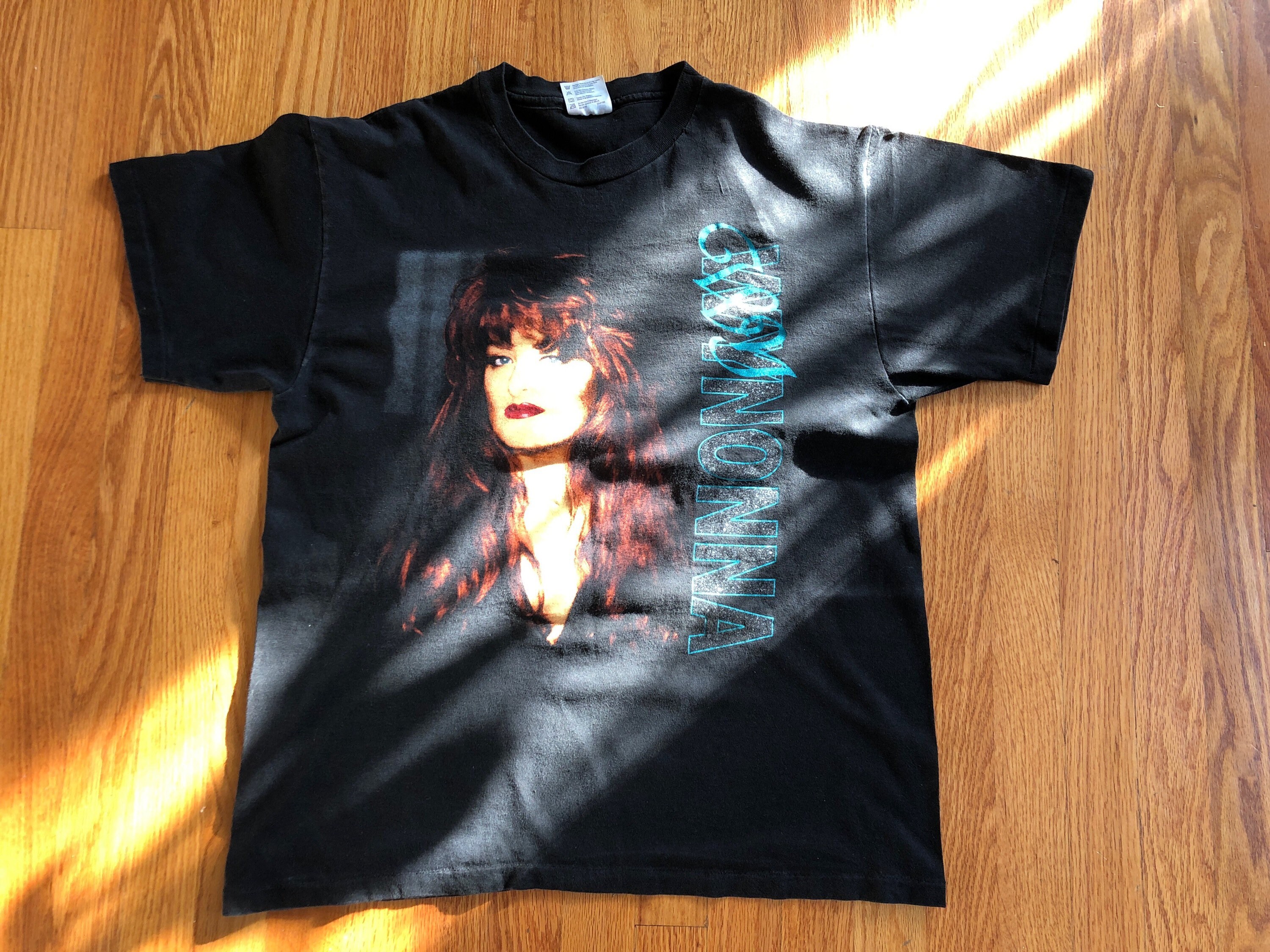 ワイノナ • テル・ミー・ホワイ 1994 ツアー • ビンテージ コンサート  