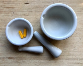 Antique Mortar and Pestle White Vintage Apothecary Set of Two