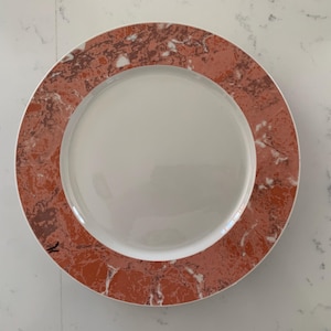 Villeroy en Boch Siena 10 1/2&quot; bord, vervangende borden jaren 80 gemarmerd perzik zalm zwart porselein, Depius 1748, Luxemburg