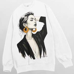 Organic Cotton Sweatshirt: Eco-Friendly Women&#39;s Fall/Winter Top