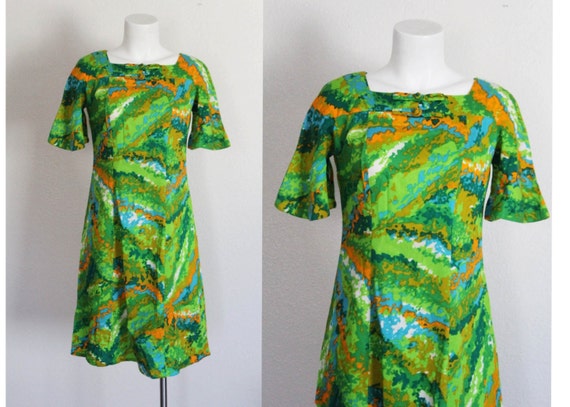 Vintage 1960s Hawaiian Dress / Kamehameha Hawaii D
