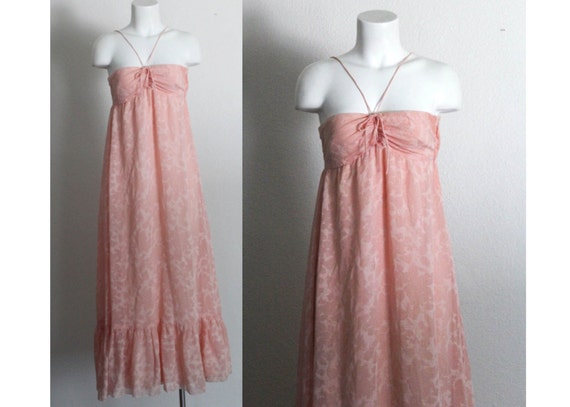 Vintage 1970s Pink Halter Maxi Dress / Vintage 197