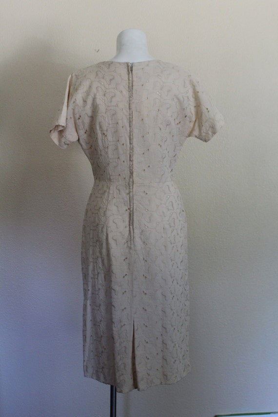 1960s Cotton Eyelet Dress / Vintage Wedding Dress… - image 5