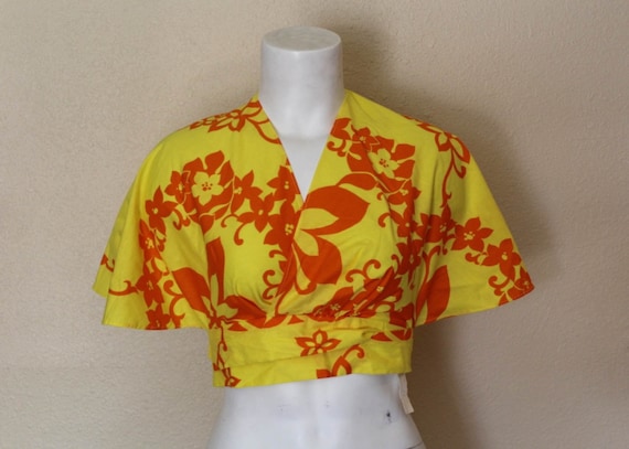Deadstock Vintage Hawaiian Halter Top / Fashions b