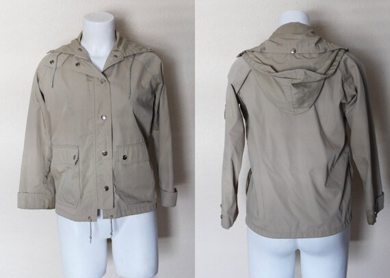 Vintage Khaki Raincoat / Vintage Raincoat