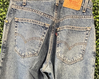 vtg LEVIS 570 DENIM BAGGY Fit Pants Jeans 31 x 32 // vintage 80s 90s Levis red tab men’s loose baggy denim blue work pant medium wash 501
