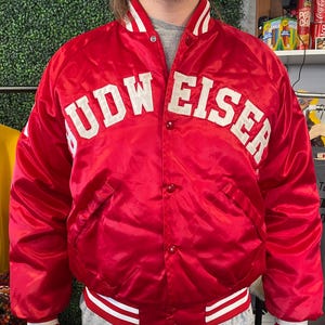 vtg 80s BUDWEISER BASEBALL SATIN Bomber Jacket // vintage fashion alcohol patch logo sports starter mlb nfl college beer nylon beer coat
