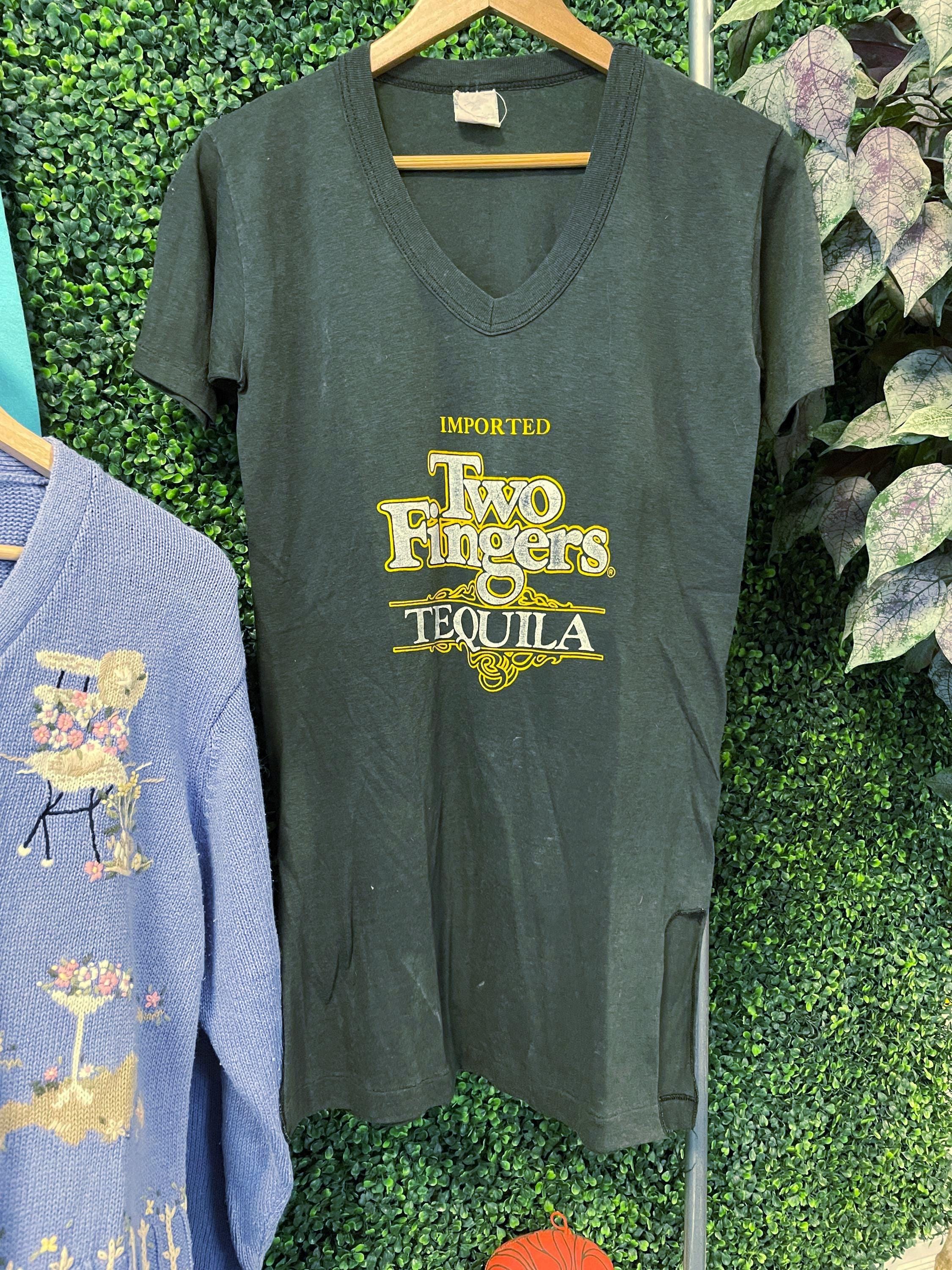 Vtg 80s Two Fingers TEQUILA LIQUOR ALCOHOL Tee Small Long 