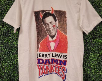 vtg Jerry Lewis DAMN YANKEES BASEBALL Tee Medium // white cotton multicolor athletic sports musical devil applegate retro vintage t-shirt