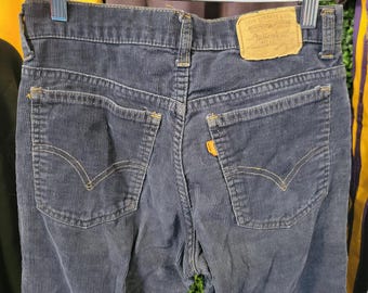 vtg 90er Jahre LEVIS 517 CORD HOSE Größe 28 // Navy dunkelblauer Baumwollcord schmaler schmaler Schnitt mit geradem Bein Retro Vintage Jeans Staruss