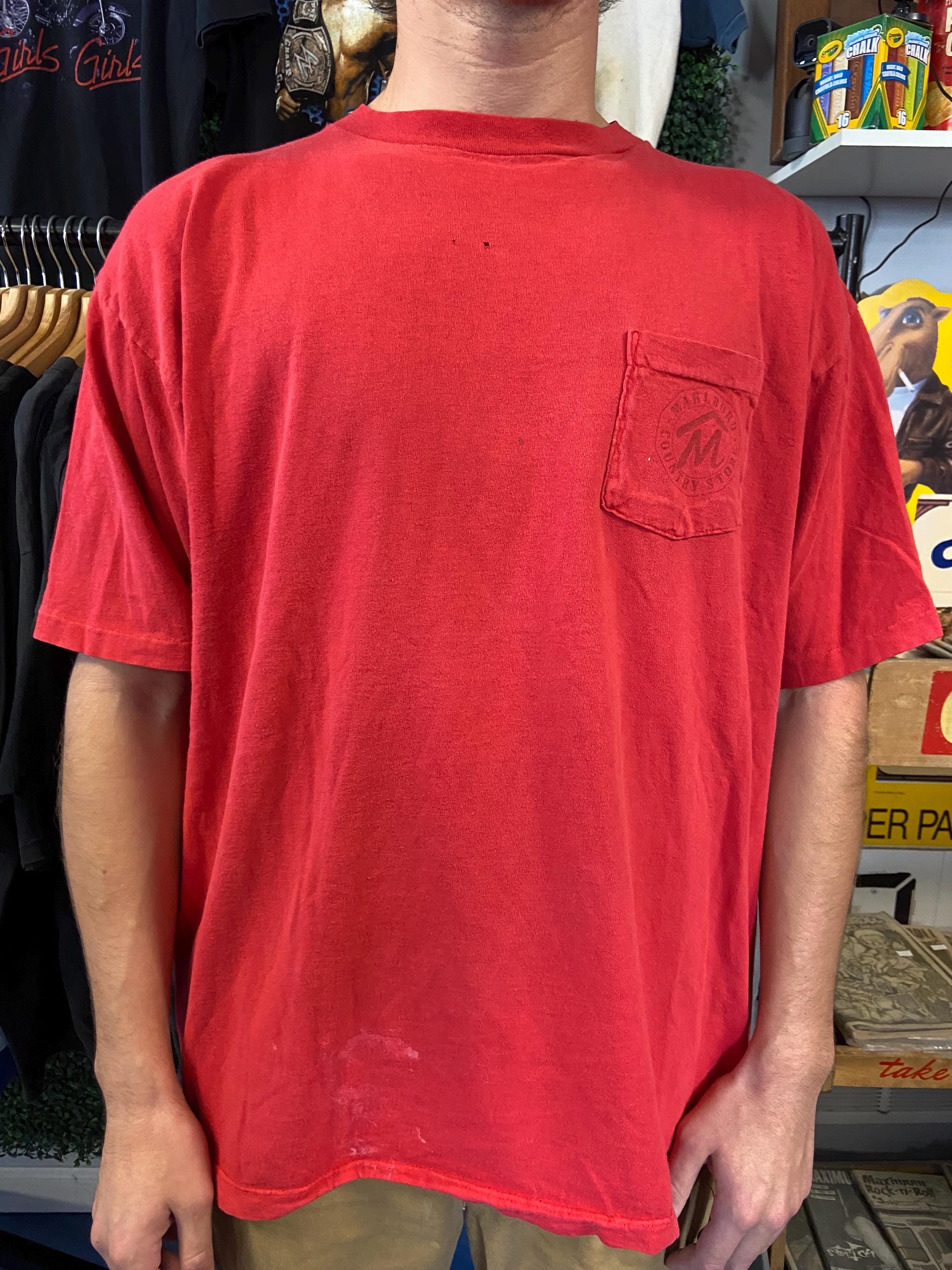 Vtg 90s MARLBORO POCKET LOGO Tshirt Large // Vintage Cool