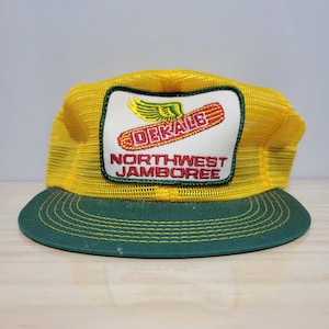 Vintage 70-tals DEKALB K-Product MAJSLIVSKÄRM // vintage Dekalb Seed Co Northwest Jamboree-kampanj flygande majslapp skumlös lastbil gult guld