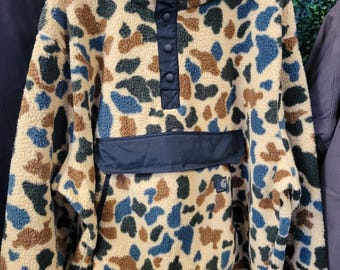 vtg CARHARTT CAMO FLEECE-trui 3x-Large 3xl // boscamopolyester cinch zoom knoopkraag losse pasvorm jachtwerkkleding vintage fleece