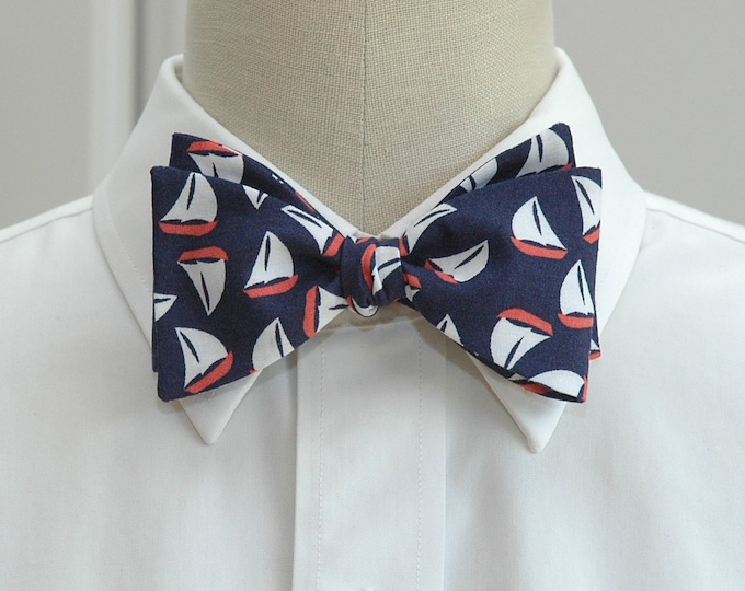 Bow Tie, navy with coral sailboats, ocean wedding bow tie, sailor gift, nautical wedding bow tie, groomsmen gift, self tie bow tie