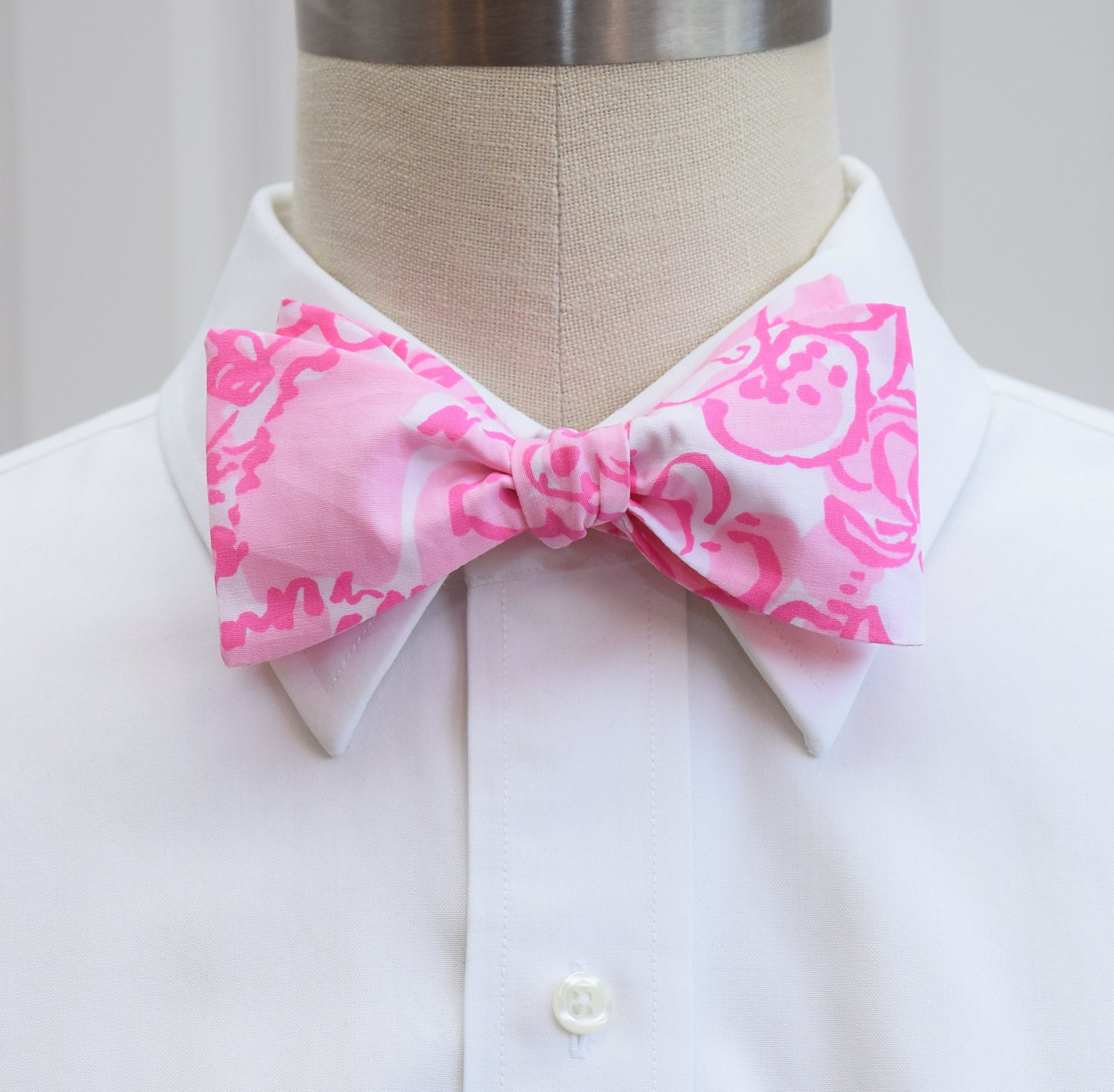 Men's Bow Tie, PB pink She's a Fox Lilly bow tie, groomsmen/groom bow tie, wedding party bow tie