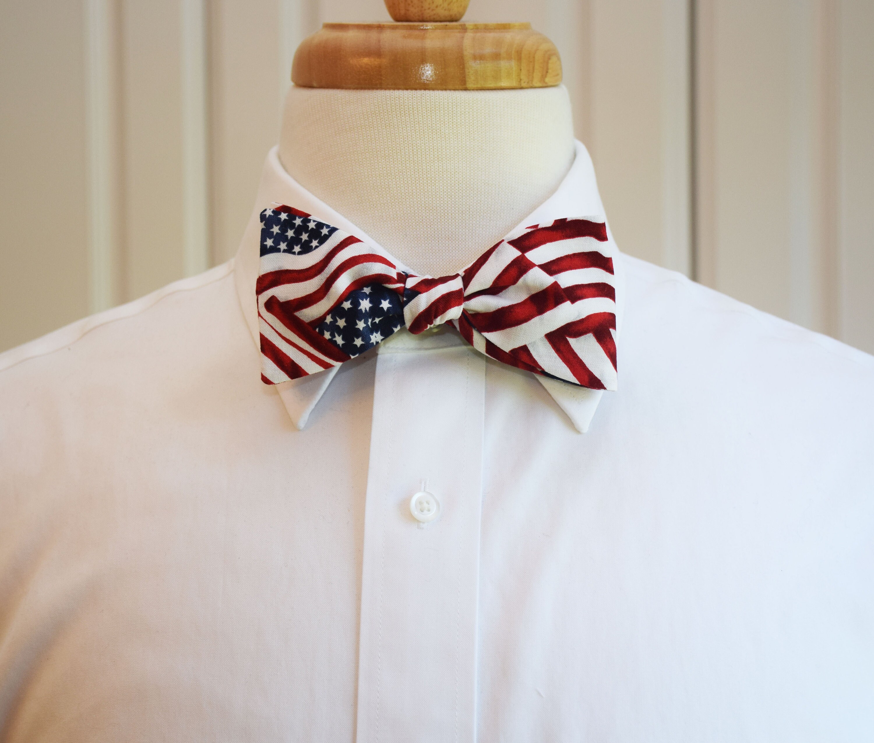 Men's Pocket Square & Bow Tie, US flag design, patriotic bow tie set ...