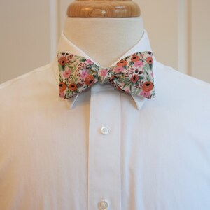 Bow Tie, Rifle Paper Co. Primavera Rosa blush/pink/green floral bow tie, roses, leaves, wedding/groom/groomsmen bow tie, tux accessory