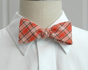 Bow Tie, coral plaid seersucker bow tie, orange bow tie, wedding bow tie, groom bow tie, groomsmen gift, prom bow tie, traditional tie