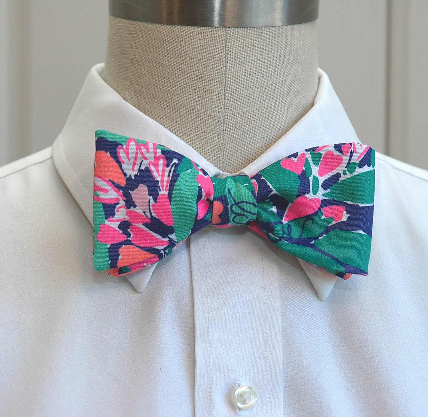 Cummerbund & Bow Tie, navy, pink hearts, Loves Me Lilly print, groom