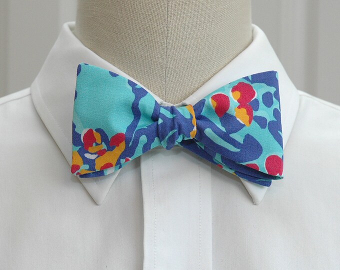 Bow Tie, turquoise/blue tropical print, Hawaii, wedding bow tie, groom bow tie, groomsmen gift, Kentucky Derby, prom/formals bow tie