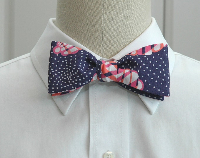 Men's Bow tie, navy/pinks polka dots, seashells bow tie, wedding bow tie, groom bow tie, groomsmen gift, prom/formals bow tie, beach wedding