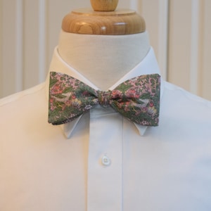 Bow Tie, Liberty of London, pinks/green Strawberry Thief William Morris classic print bow tie, groom/groomsmen bow tie, wedding tie