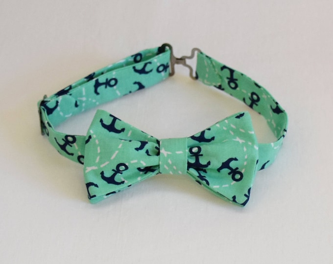 Boy's pre-tied Bow Tie, mint with navy blue anchors, wedding accessory, toddler bow tie, ring bearer bow tie, nautical, sailor