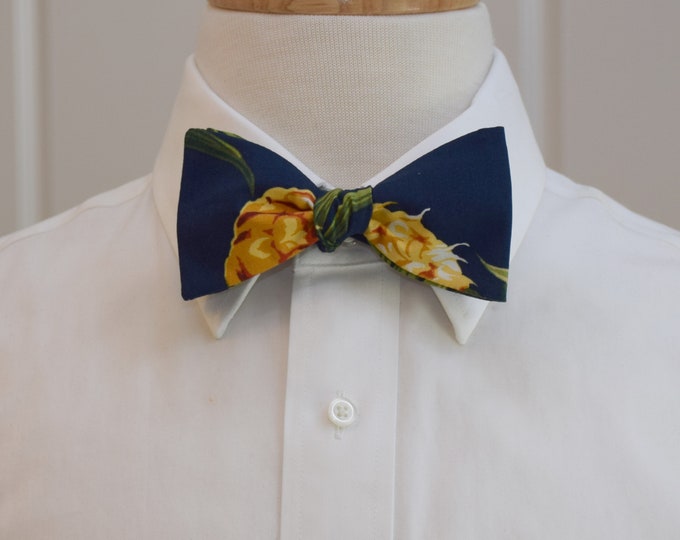 Bow Tie, Hawaiian print bow tie, navy, pineapple bow tie, tropical bow tie, jungle foliage, wedding bow tie, groom/groomsmen bow tie