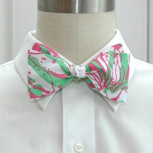 Bow Tie, pink/green print, wedding bow tie, groom bow tie, groomsmen gift, prom/formals bow tie, Easter, Kentucky Derby, spring