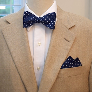 Custom pocket square matching bow tie & pocket square set image 2