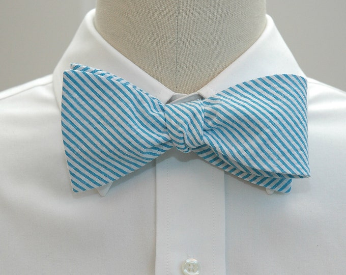 Bow tie, turquoise seersucker, wedding party tie, groom bow tie, groomsmen gift, summer bow tie, wedding accessory, self tie bow tie