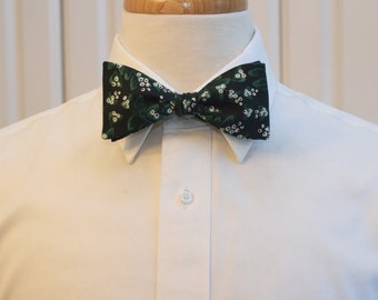 Bow Tie, Rifle Paper Co. Mistletoe bow tie, green, white, mistletoe berries, holiday gift, dark green, white berries, holiday, botanical