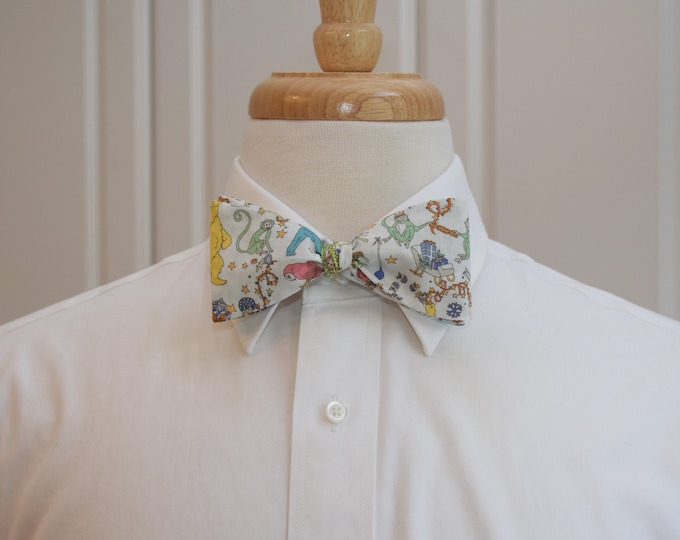 Bow Tie, Liberty Christmas bow tie, ivory/cream multi, holidays, whimsical, animals