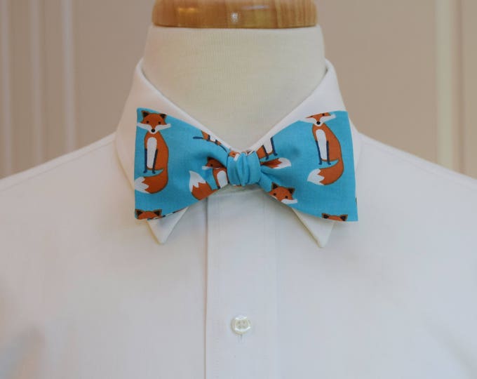 Bow Tie, fox bow tie, zoo wedding bow tie, vet bow tie, turquoise fox bow tie, animal lover bow tie, fox lover bow tie, cute foxes tie