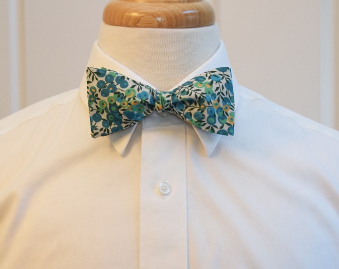 Mens Bow Tie, Liberty of London, emerald/teal Wiltshire berries motif bow tie, groomsmen/groom bow tie, wedding bow tie, tuxedo accessory