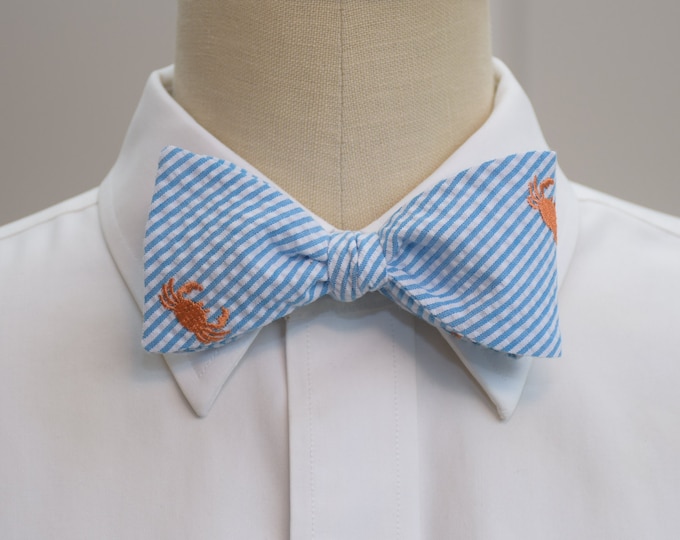 Bow tie, turquoise seersucker, orange crab embroidery, wedding party tie, groom bow tie, groomsmen gift, ocean bowtie, self tie bowtie