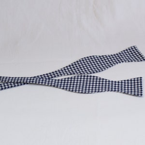 Men's Bow Tie, navy blue & white gingham check, wedding bow tie, groom bow tie, groomsmen gift, traditional bow tie, southern style bow tie image 4