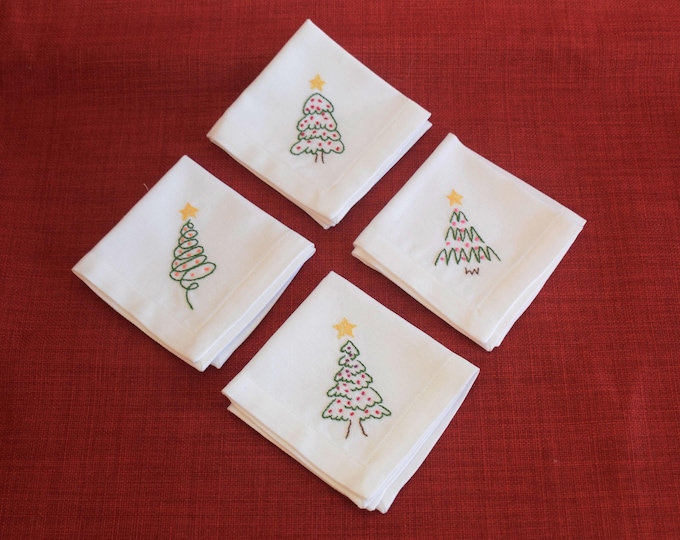 Hand Embroidered Christmas Tree cocktail napkins, white cotton napkin set
