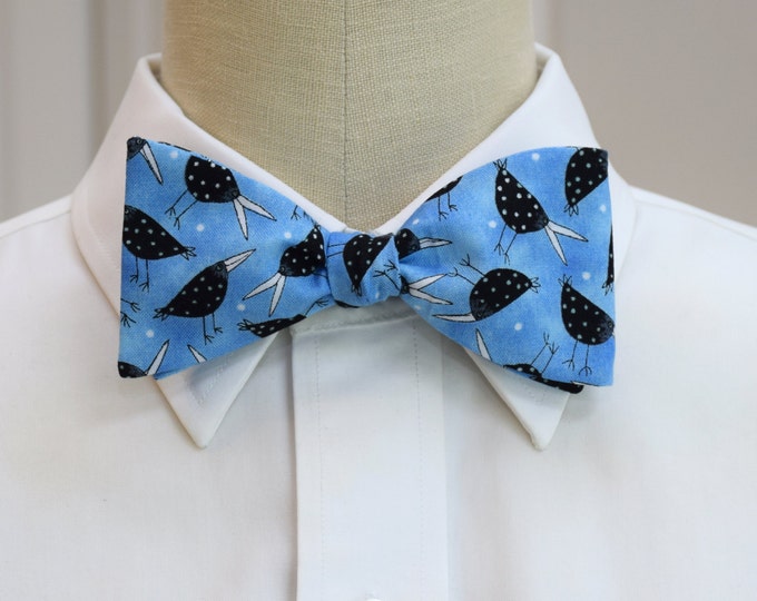 Bow Tie, sky blue with black birds, bird lovers bow tie, blackbirds bow tie, nature lover's bow tie, zoo wedding bow tie, fun bird tie