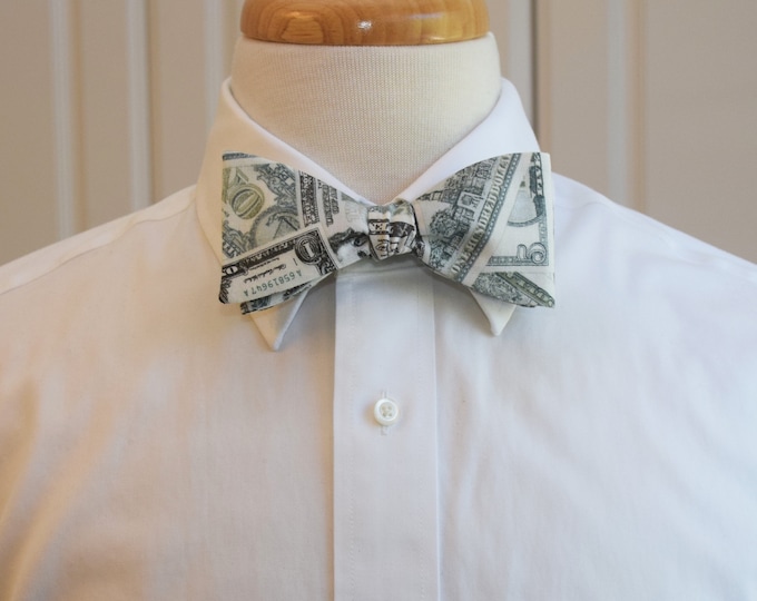 Bow Tie US money design, dollars bow tie, US money bow tie, Wall St gift bow tie, witty financial bow tie, US greenback bow tie, banker gift